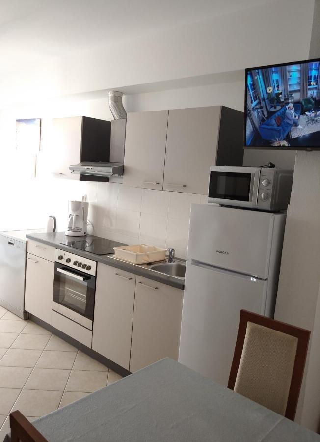 Apartmani Perak Mimice Kültér fotó