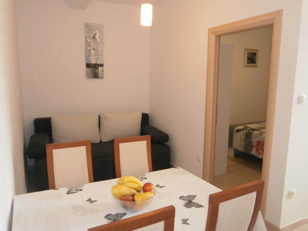 Apartmani Perak Mimice Kültér fotó