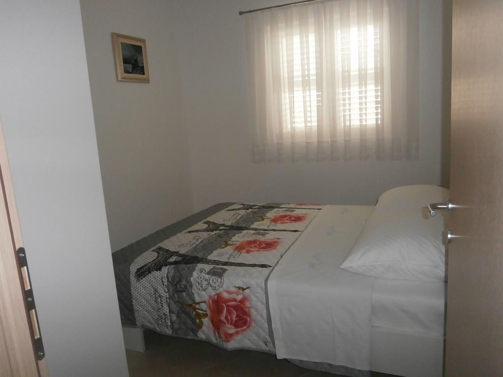 Apartmani Perak Mimice Kültér fotó